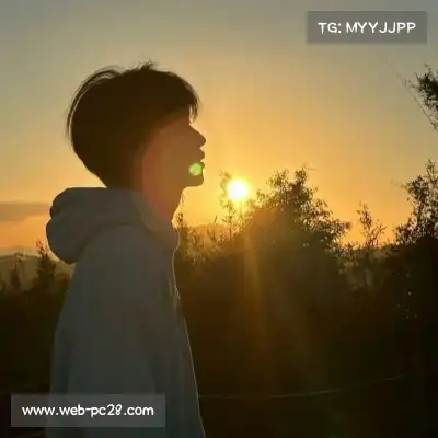 骆铖柳